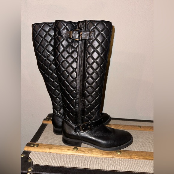 || Vince Camuto || High Quilted Black Boots - Picture 2 of 14